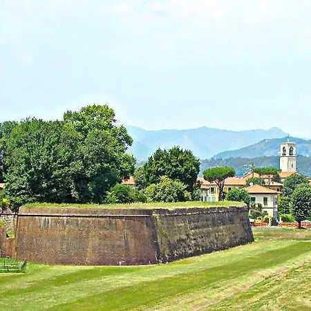 In Historic * Lucca