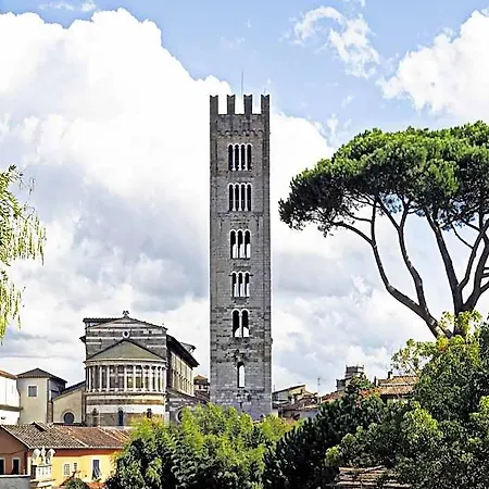 In Historic Hotel Lucca